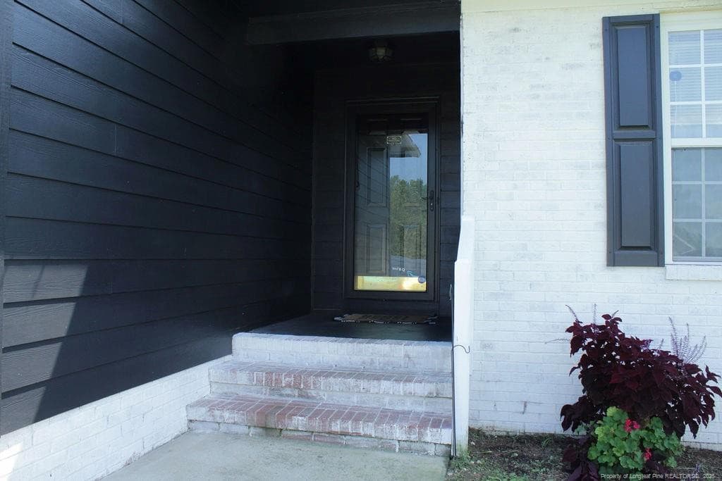 Photo 2 - 512 Ashdown Place, Fayetteville, NC 28311