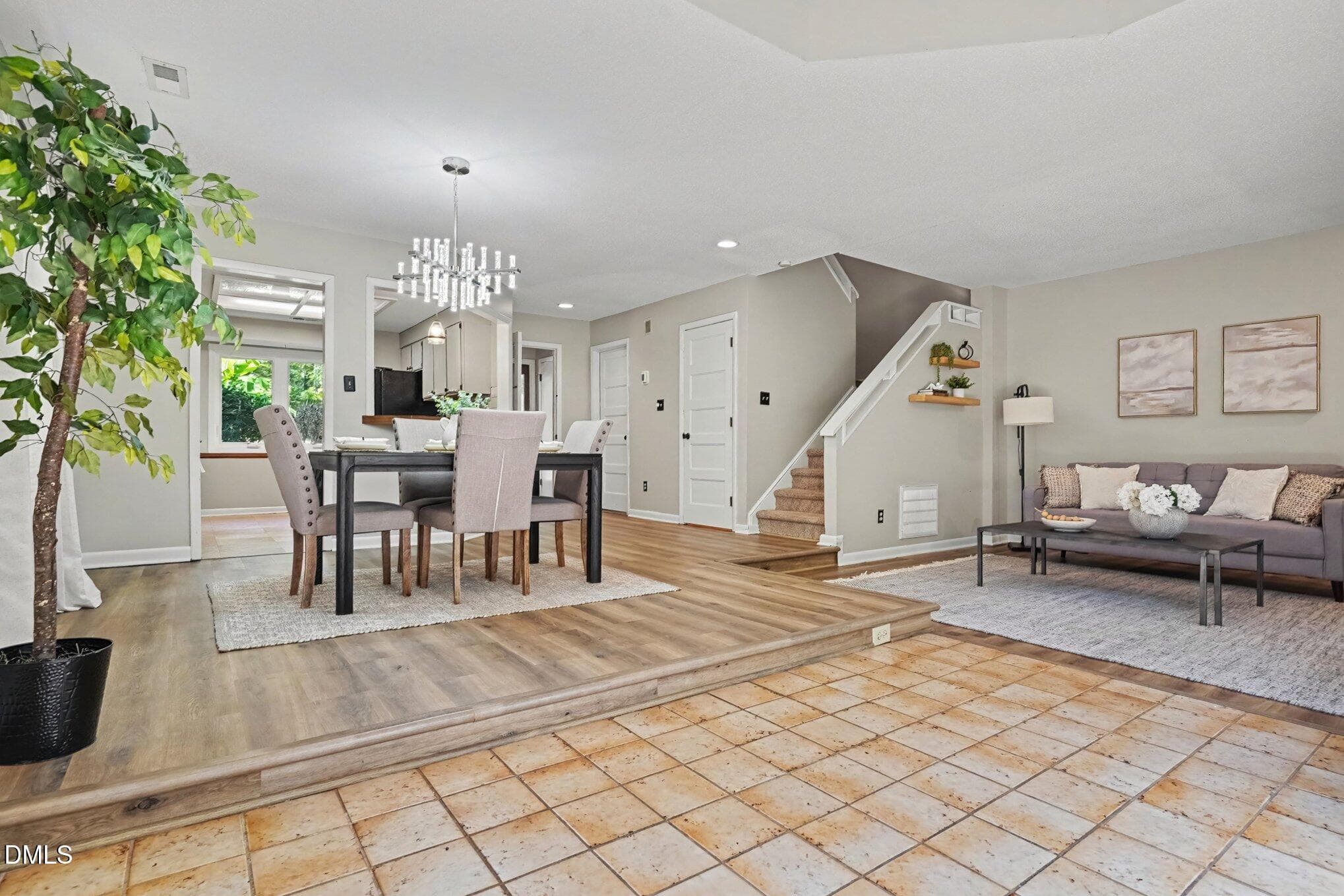 009_file_2679 - 4309 Sunbelt Place, Raleigh, NC 27613, Raleigh