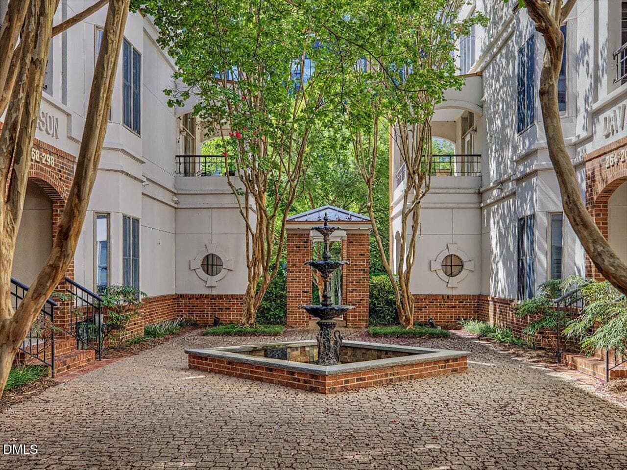 08-Courtyard - 274 E Davie Street 274, Raleigh, NC 27601, Raleigh