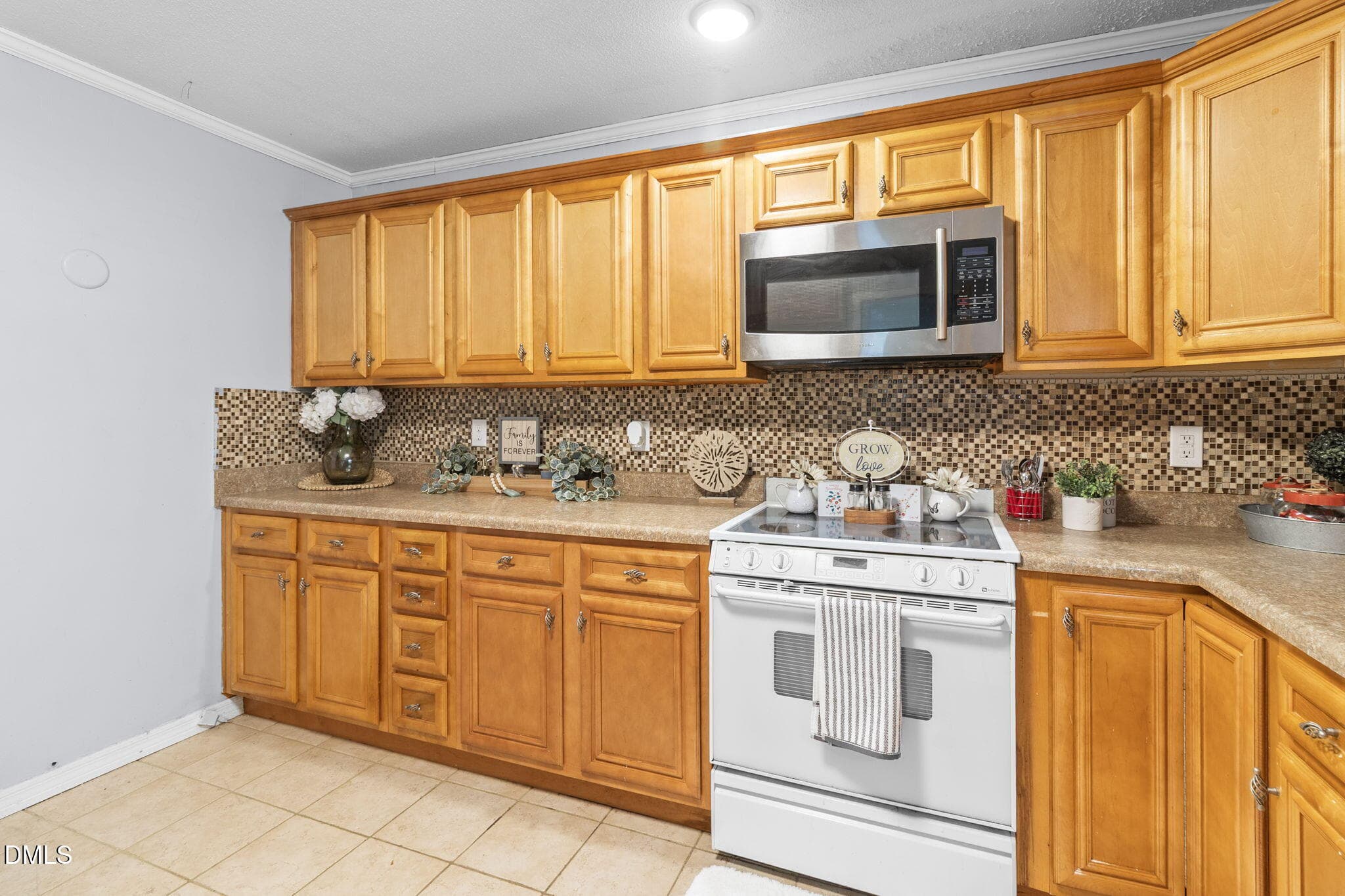 15-web-or-mls-IMG_6879 - 354 Summer Hill Road, Fayetteville, NC 28303, Fayetteville