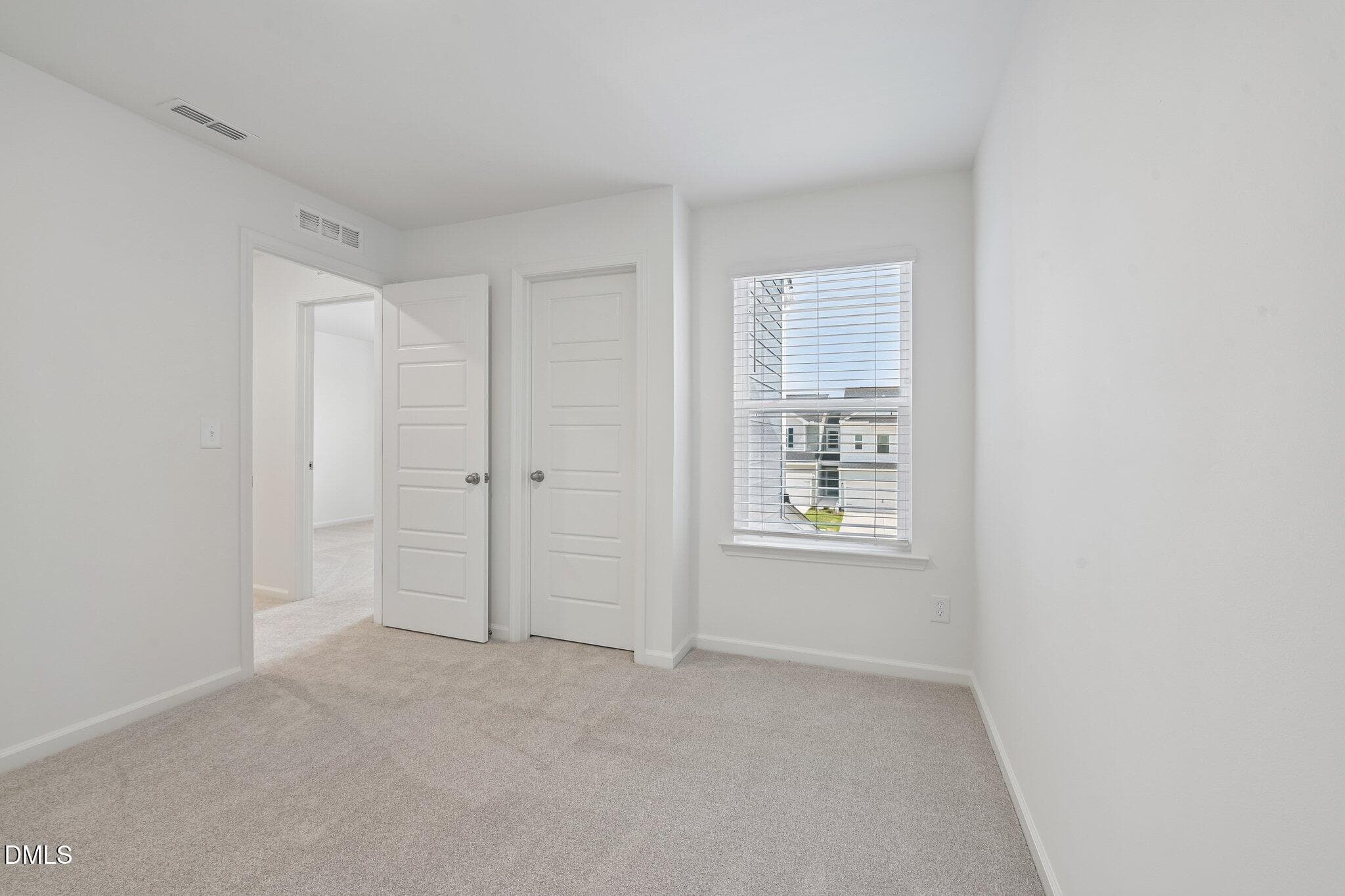 29-web-or-mls-Sunset Lk Dr-S1508-029 - 512 Sunset Lake Drive, Durham, NC 27703, Durham