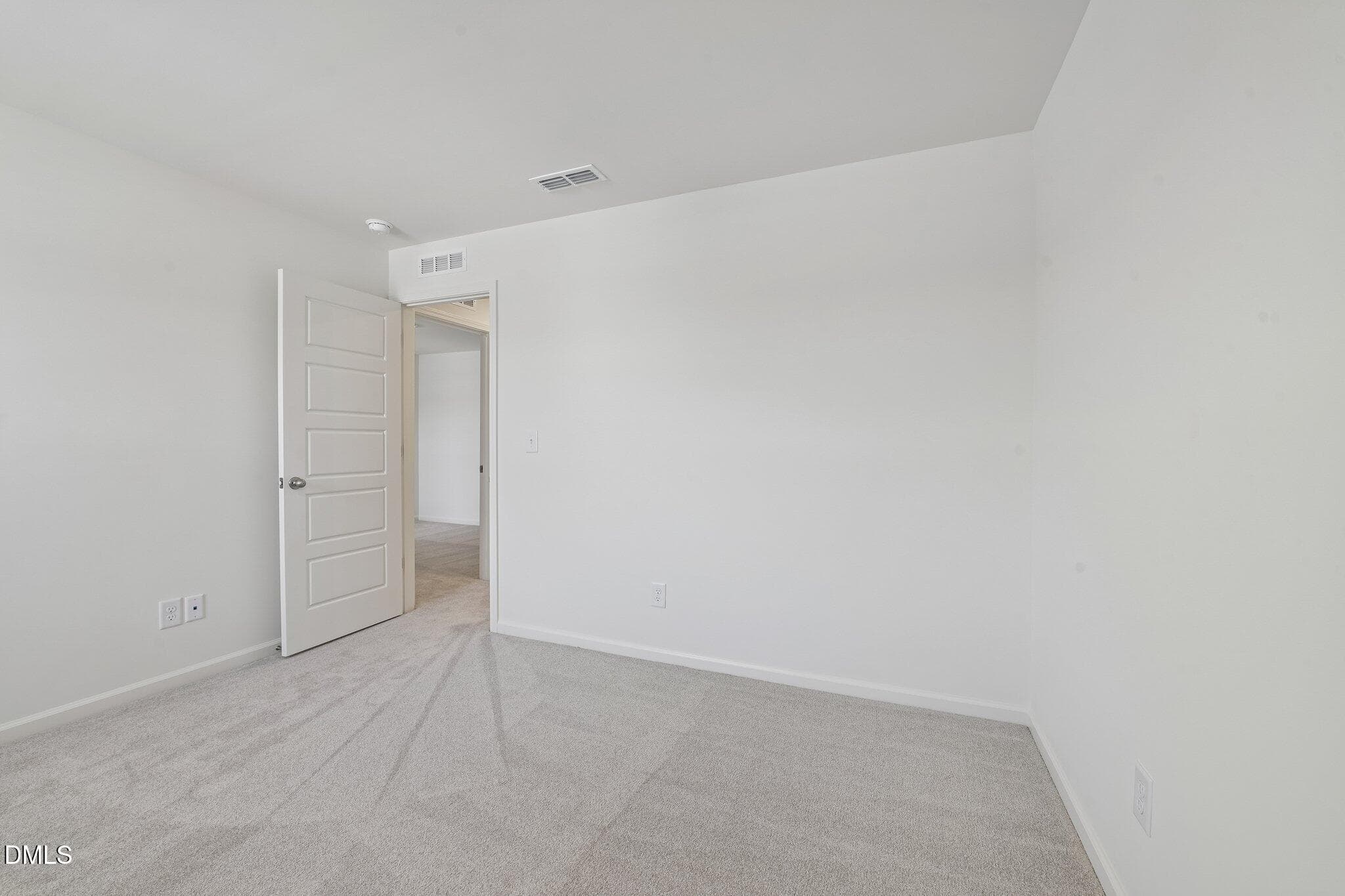 31-web-or-mls-Sunset Lk Dr-S1508-031 - 512 Sunset Lake Drive, Durham, NC 27703, Durham