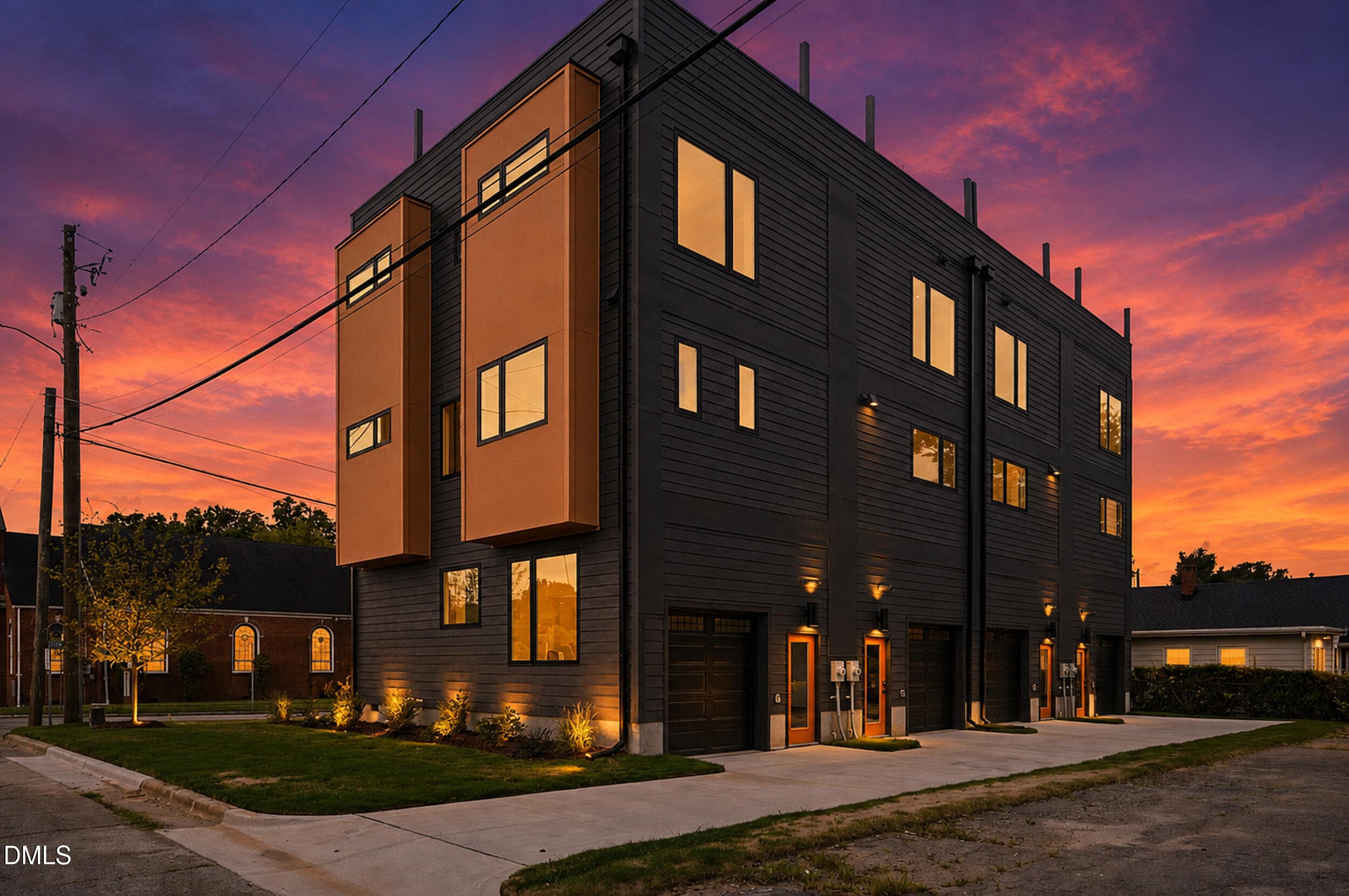 7_017_twilight - 831 Cotton Place 101, Raleigh, NC 27601, Raleigh