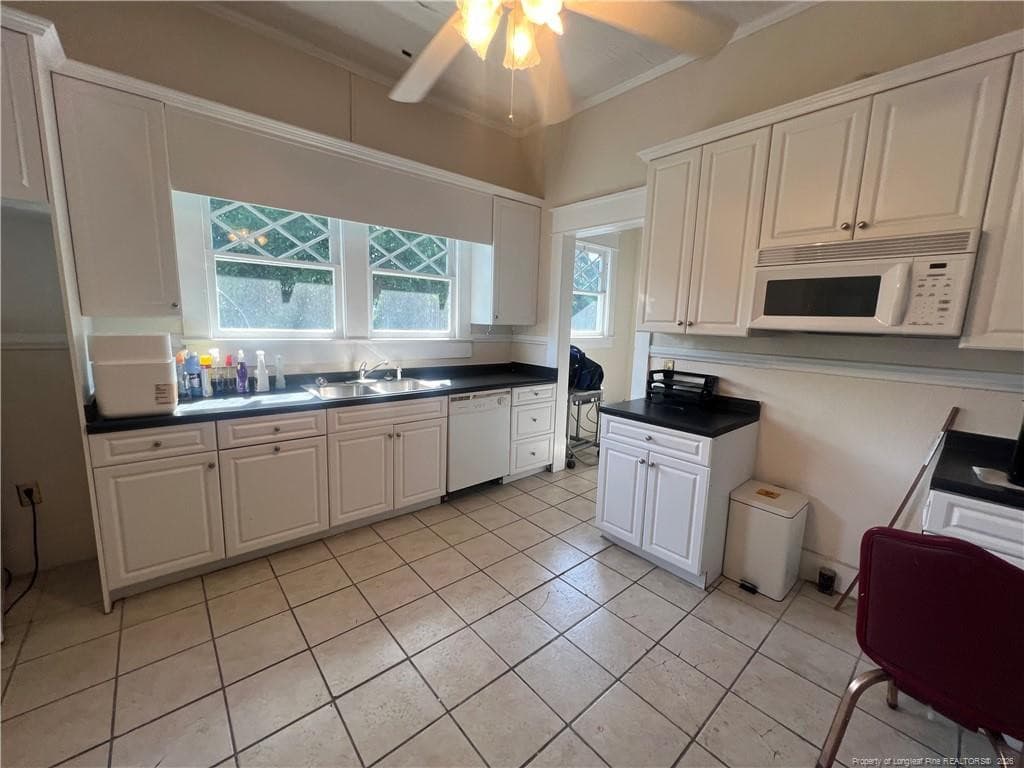 Photo 14 - 512 Sunset Avenue, Clinton, NC 28303