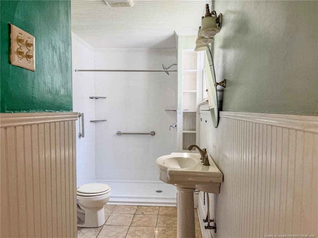 Photo 16 - 602 E Gertrude Street, Fairmont, NC 28340, Fairmont