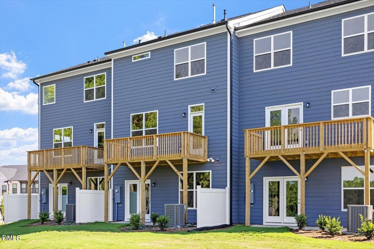 FMWeb27 - 944 Westerland Way 140, Durham, NC 27703, Durham
