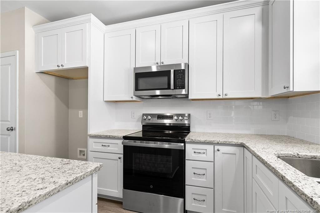 Photo 15 - 212 Nandina Road, Raeford, NC 28376