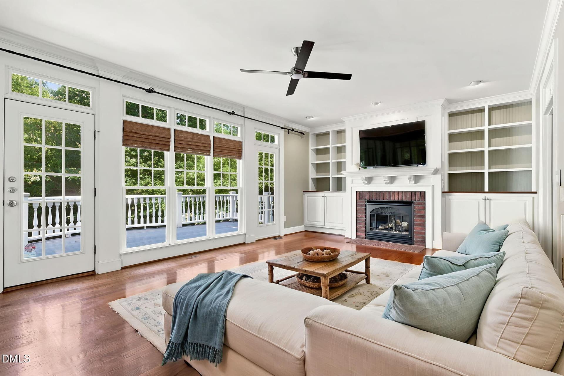 21-web-or-mls-Living Room - 8125 Rosiere Drive, Apex, NC 27539