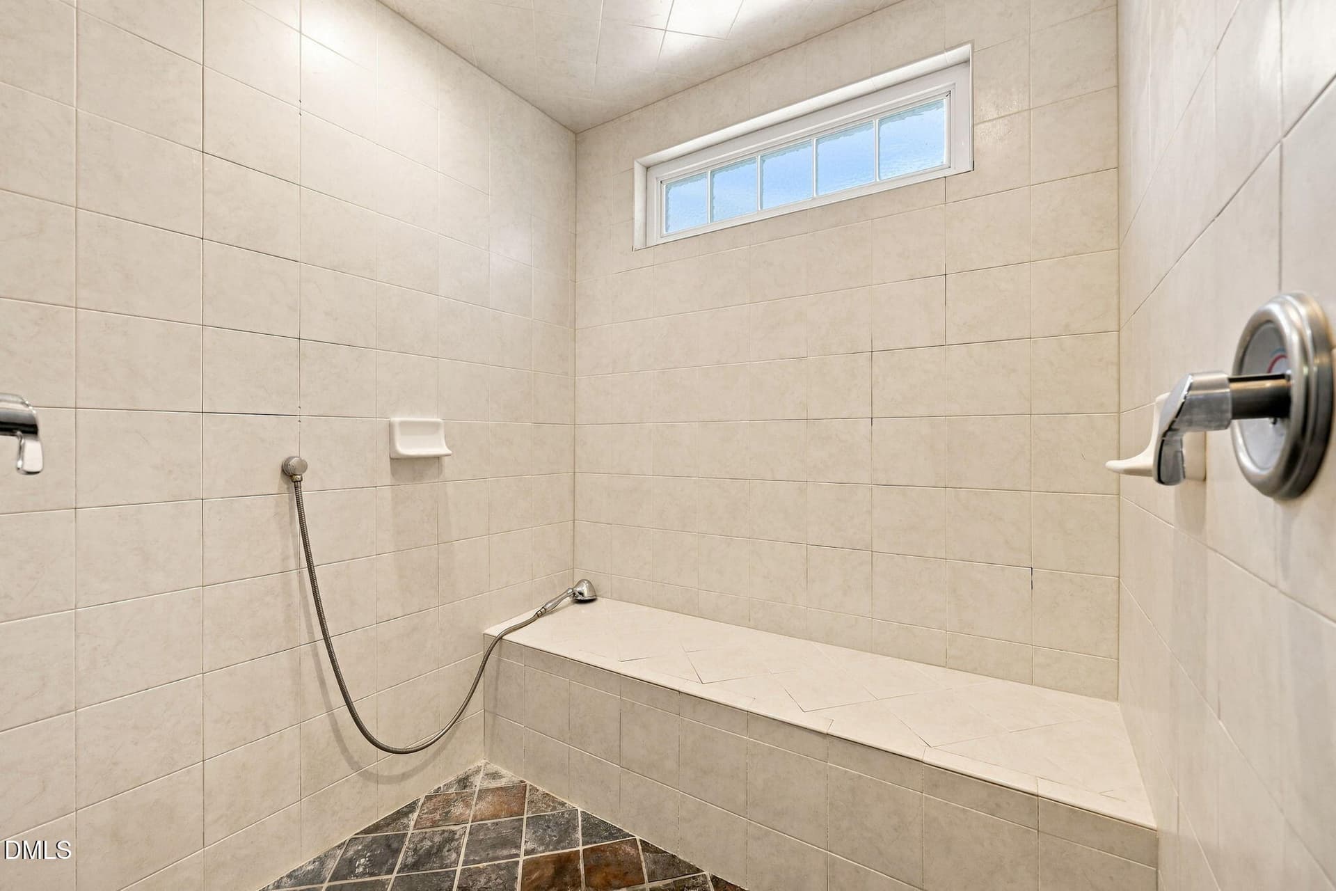 44-web-or-mls-IMG_4015 - 8125 Rosiere Drive, Apex, NC 27539