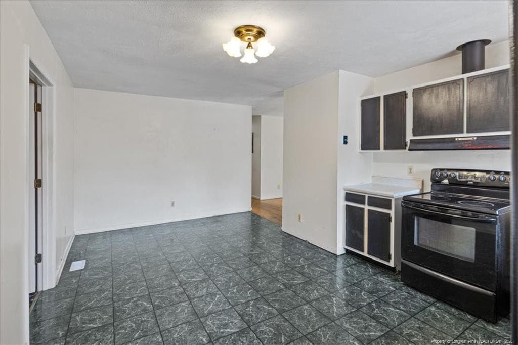 Photo 17 - 1938 Martindale Drive, Fayetteville, NC 28304, Fayetteville