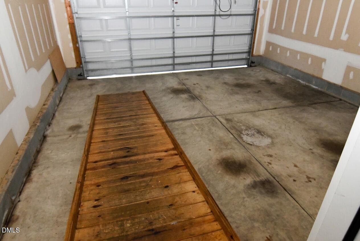 Garage w ramp - 5413 Glenmorgan Lane, Raleigh, NC 27616, Raleigh