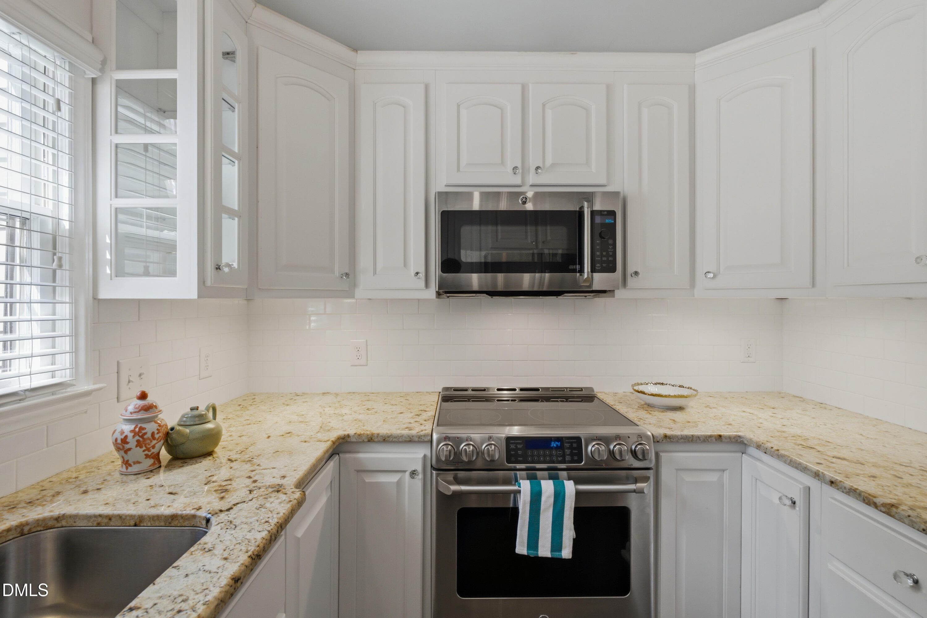 750 Washington St #302-25 - 750 Washington Street 302, Raleigh, NC 27605, Raleigh