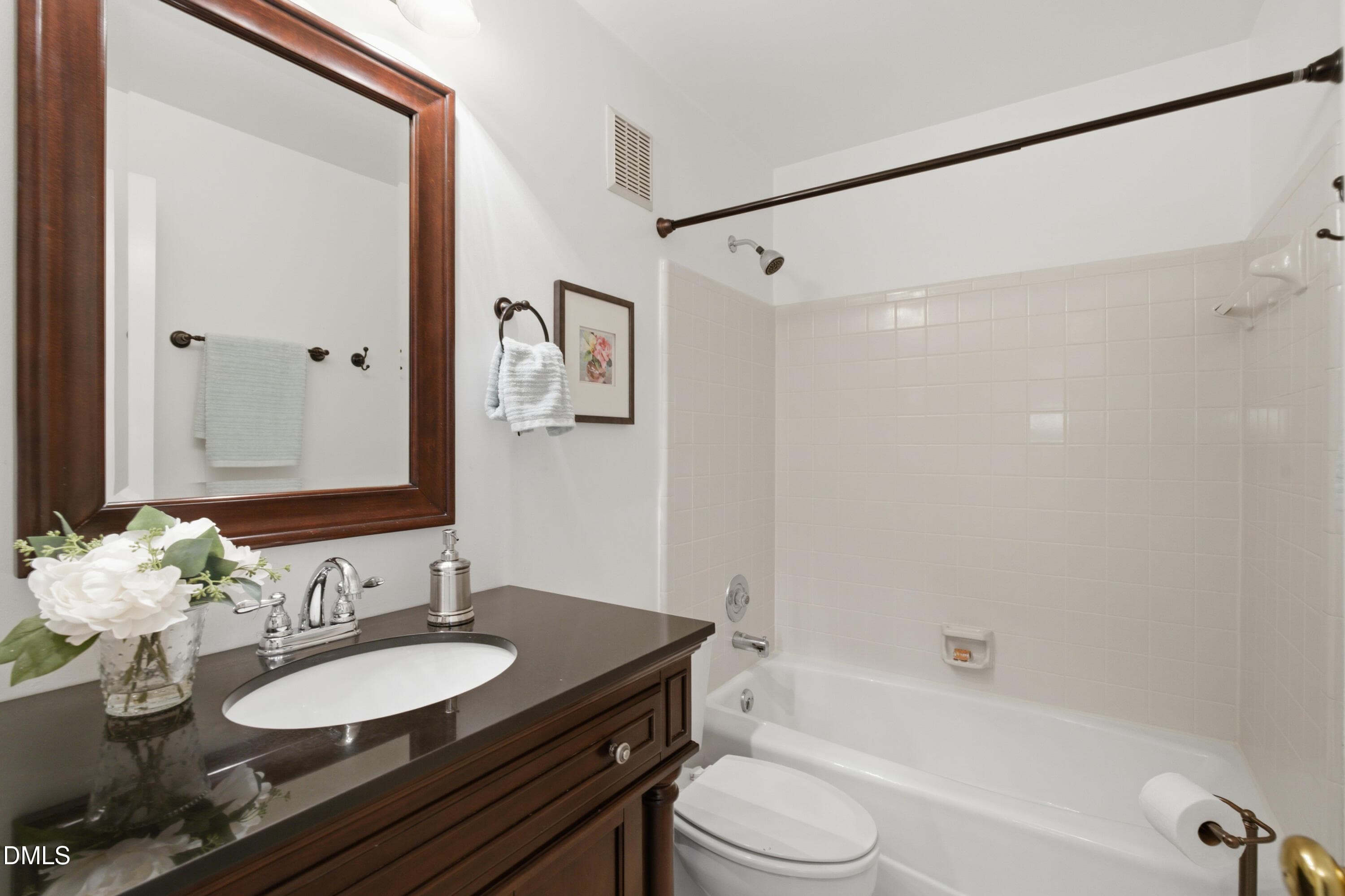 750 Washington St #302-35 - 750 Washington Street 302, Raleigh, NC 27605, Raleigh