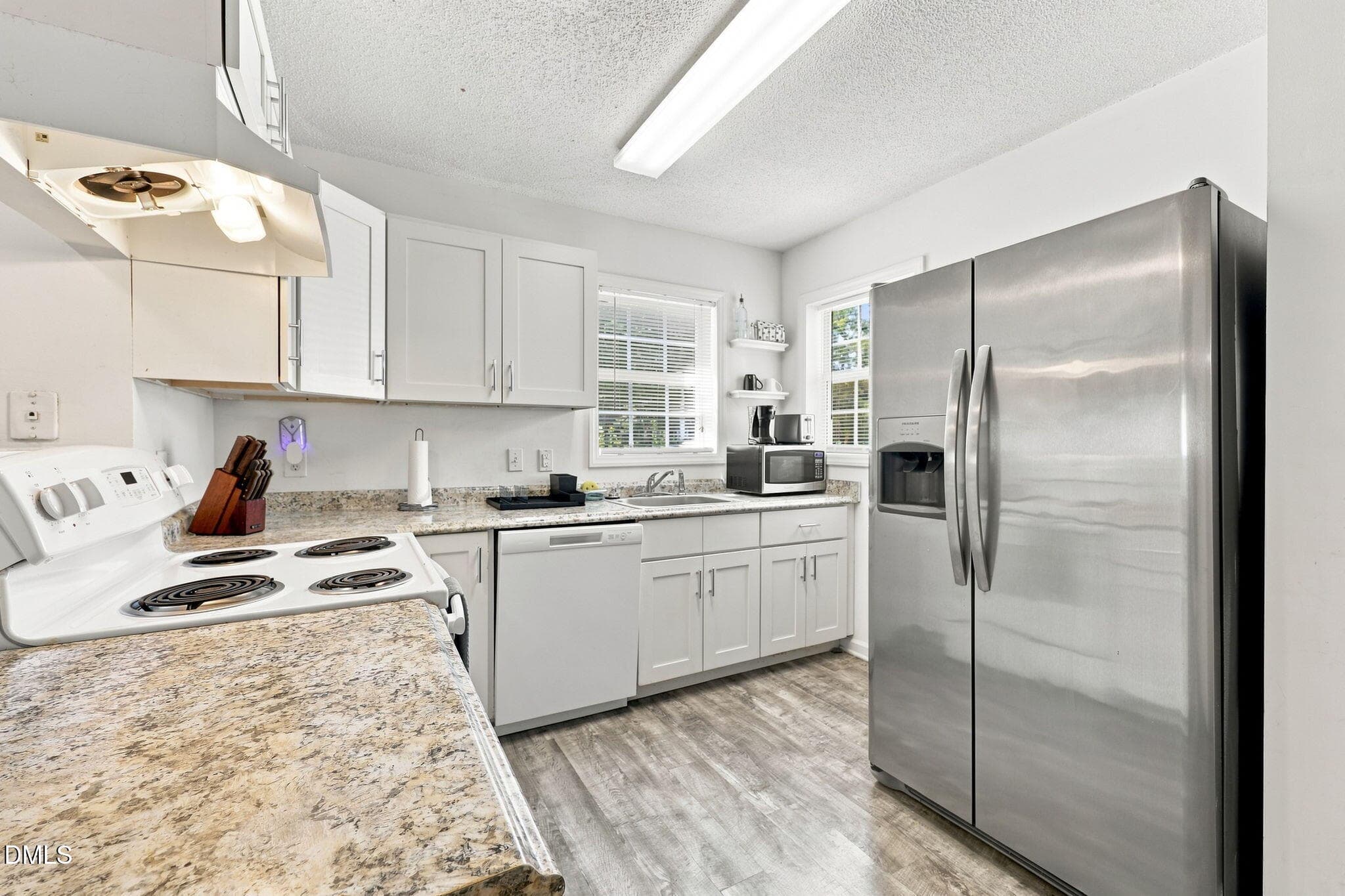13-web-or-mls-IMG_2752 - 1305 Kent Road, Raleigh, NC 27606, Raleigh