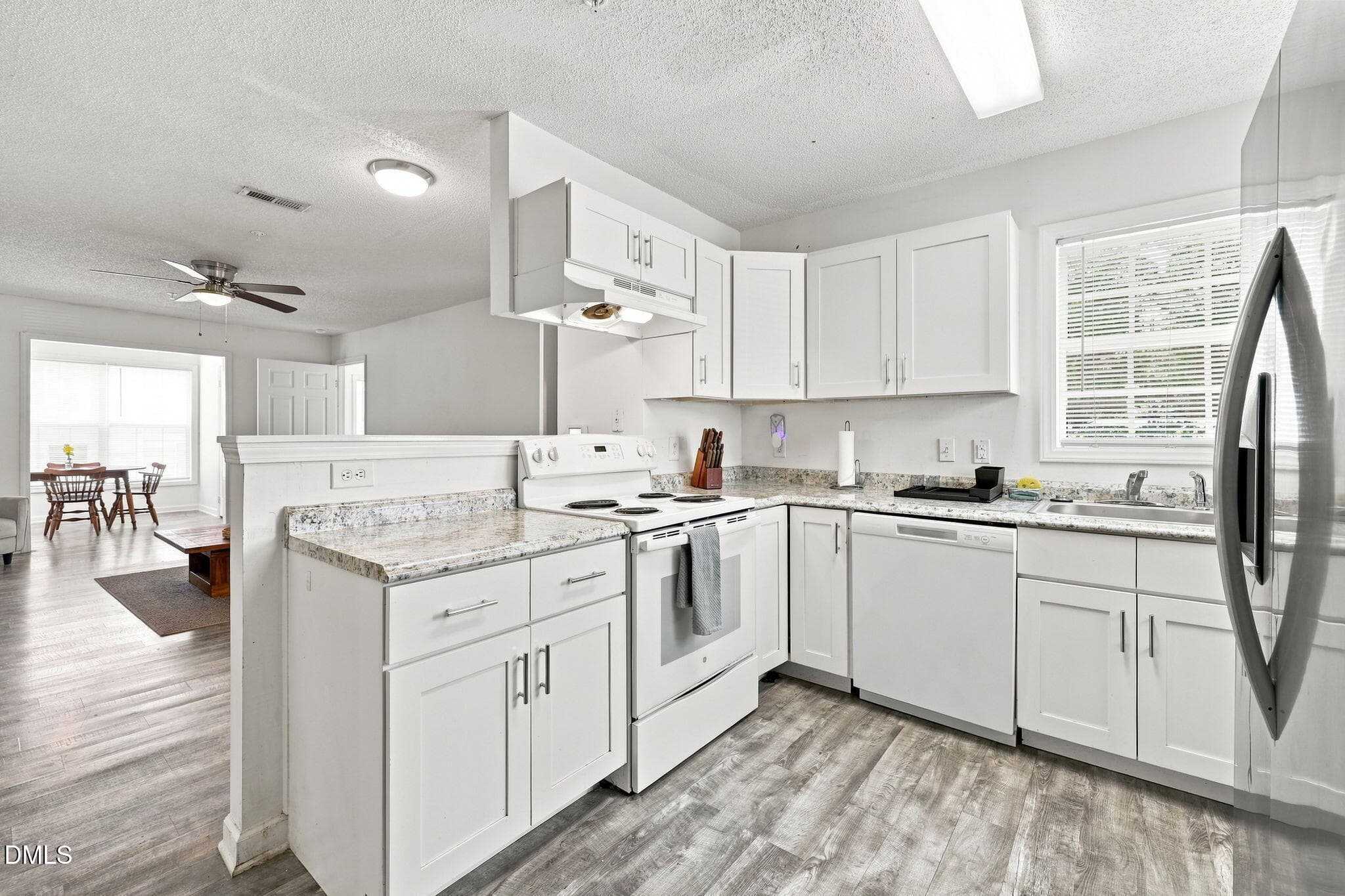 14-web-or-mls-IMG_2755 - 1305 Kent Road, Raleigh, NC 27606, Raleigh