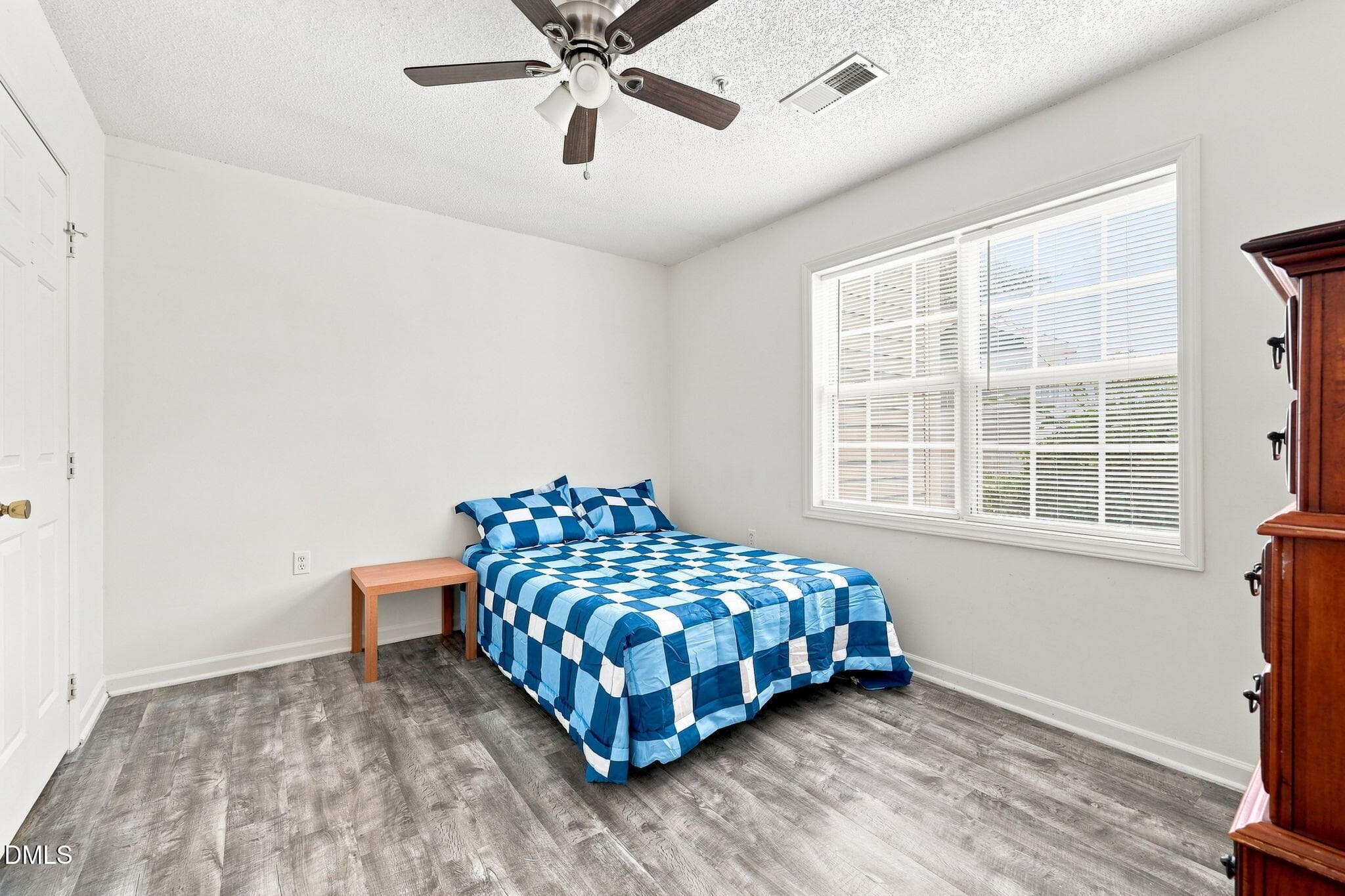 40-web-or-mls-IMG_2851 - 1305 Kent Road, Raleigh, NC 27606, Raleigh
