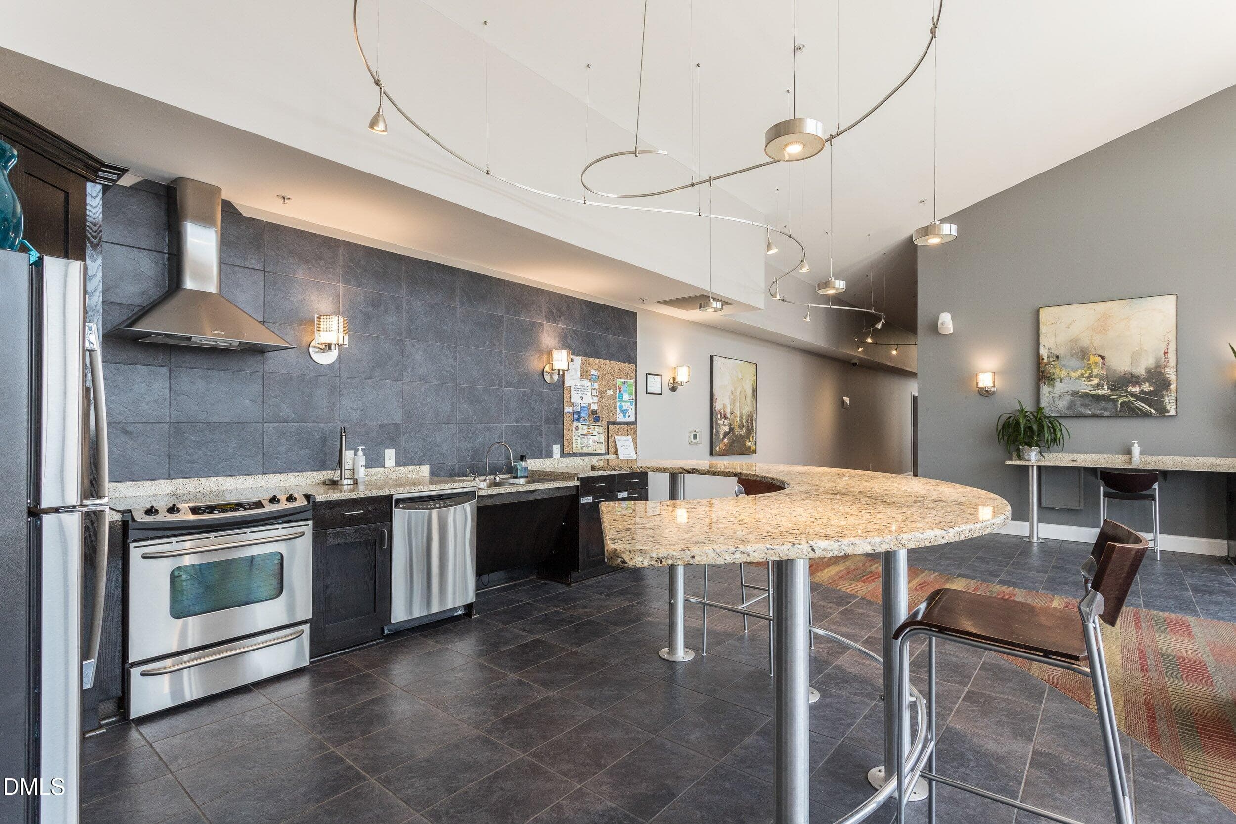 45-400 W North St Amenities-5 - 400 W North Street 818, Raleigh, NC 27603, Raleigh