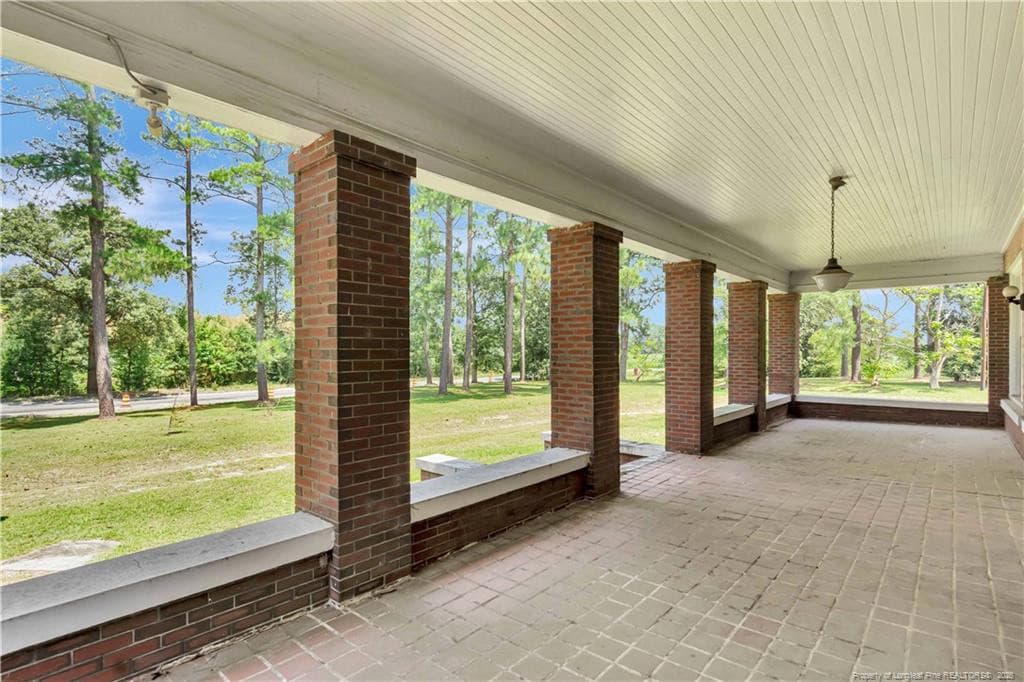 Photo 4 - 2740 Nc Highway 71, Maxton, NC 28364
