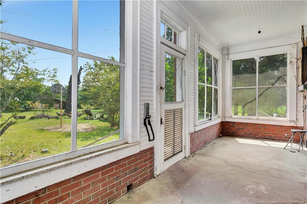 Photo 10 - 2740 Nc Highway 71, Maxton, NC 28364