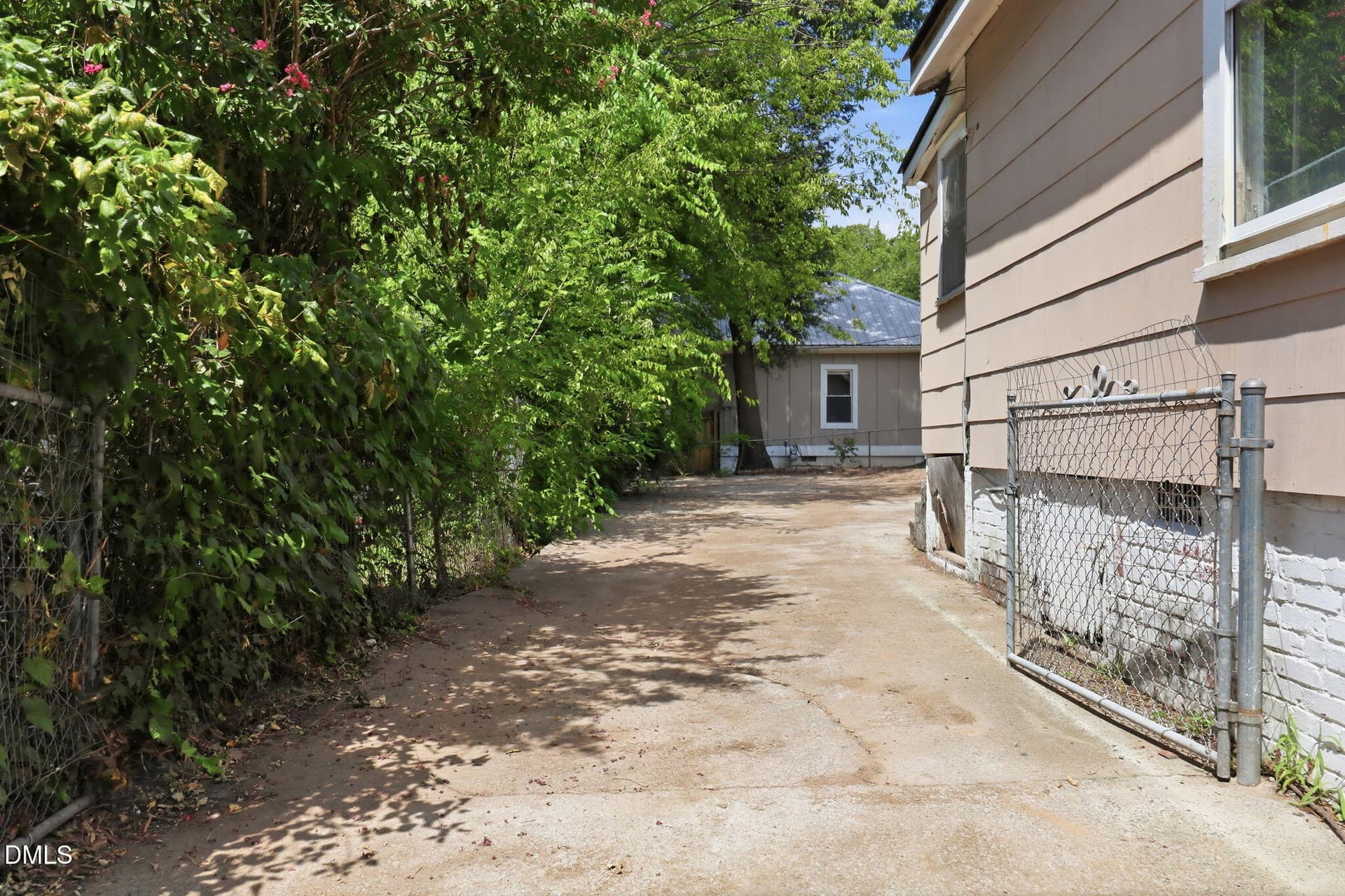 37-web-or-mls-IMG_4278 - 1607 Taylor Street, Durham, NC 27703