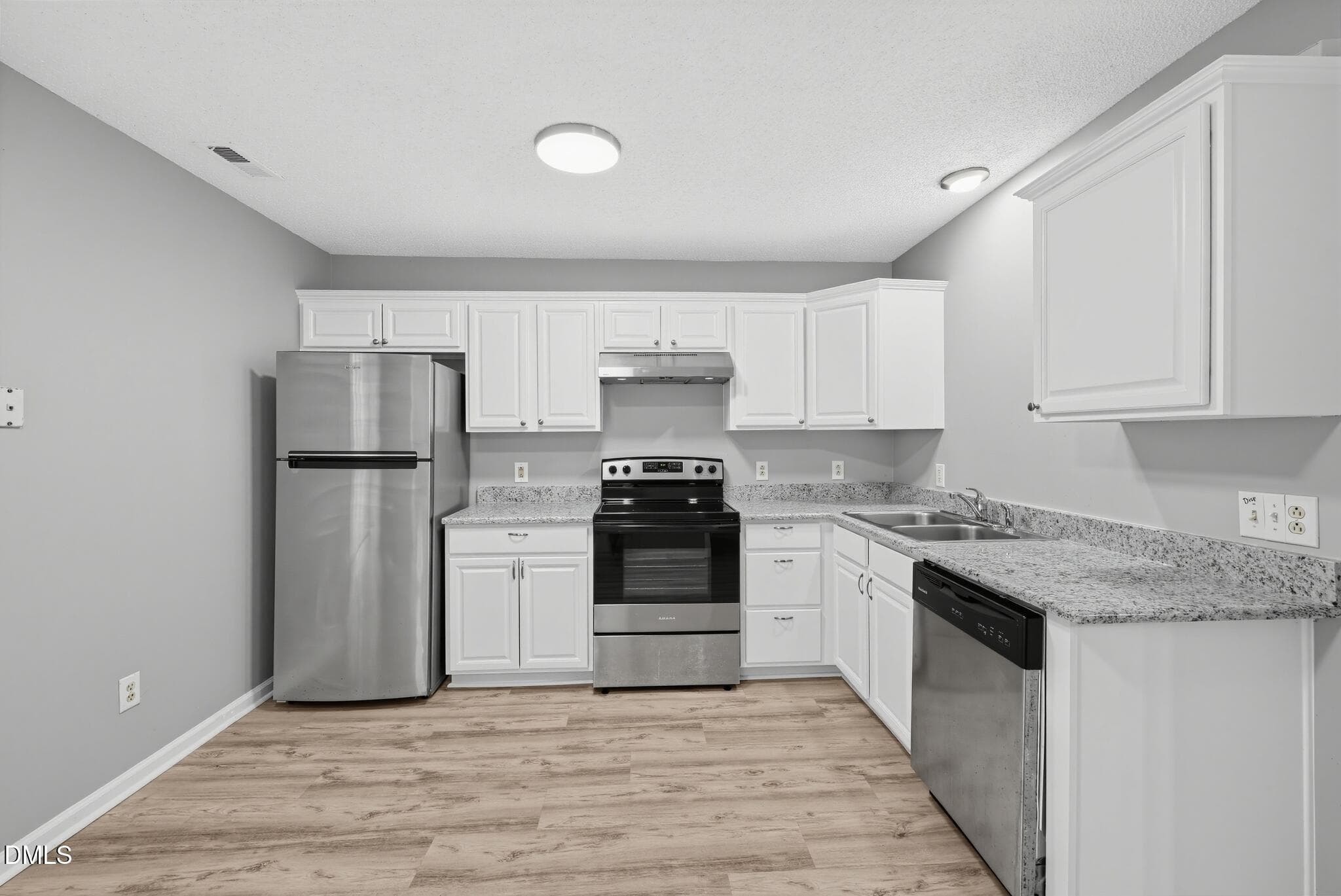 12_5553_Fieldcross_Ct-Kitchen-7233 - 5553 Fieldcross Court, Raleigh, NC 27610, Raleigh