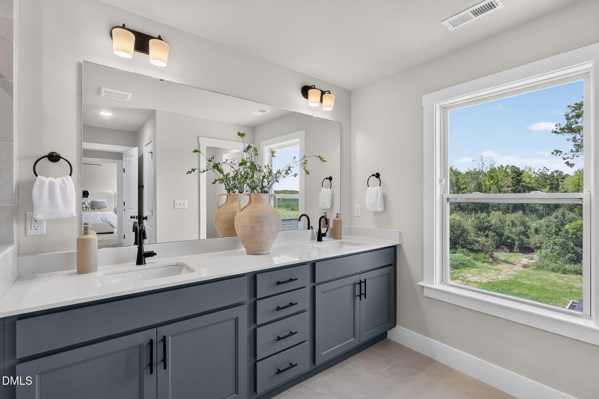 Owners Bathroom - 239 Sweetfern Lane, Zebulon, NC 27597