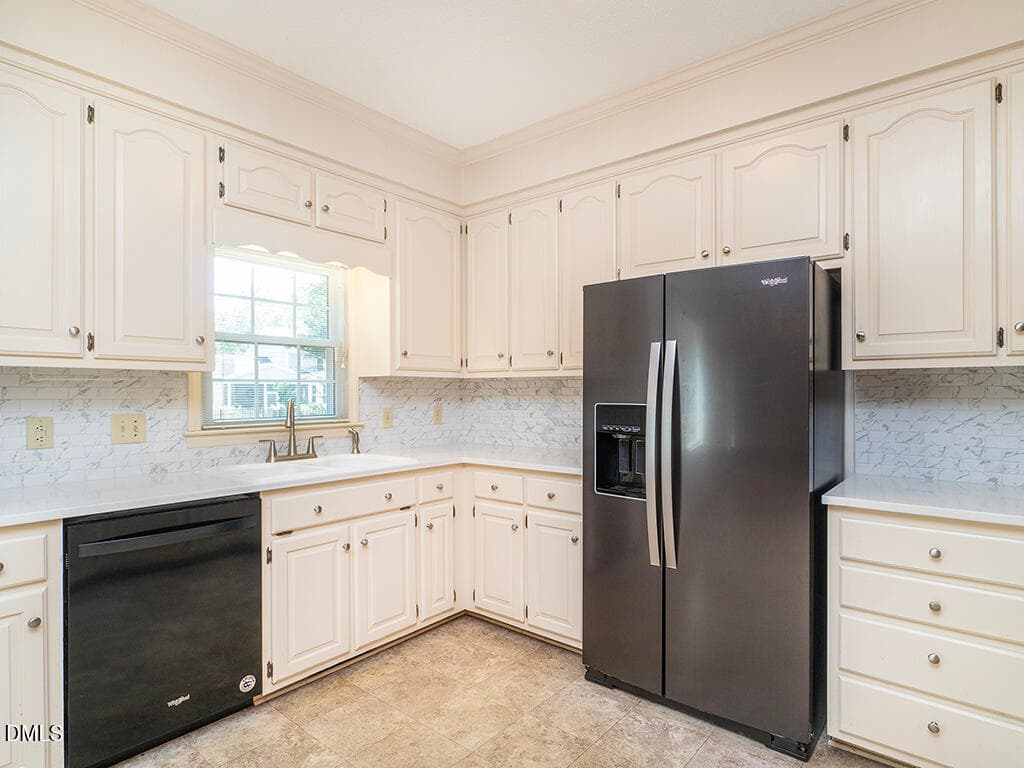 12 1020_BrookviewDr Kitchen1_MLS - 1020 Brookview Drive, Elon, NC 27244, Elon