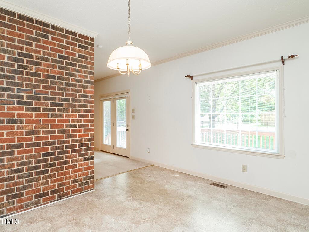16 1020_BrookviewDr Brkfst2_MLS - 1020 Brookview Drive, Elon, NC 27244, Elon