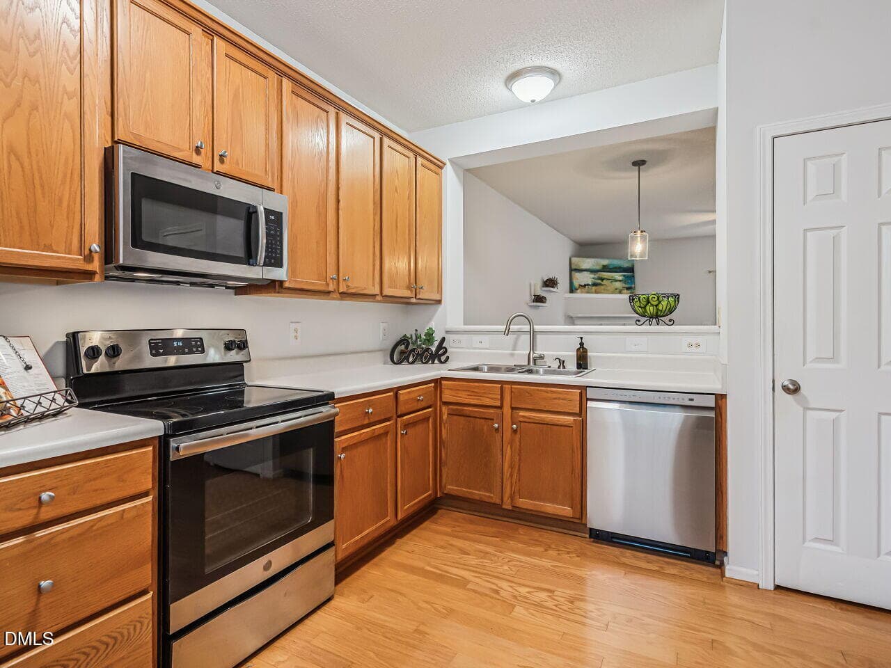 013-1280x960-kitchen - 1221 Maroon Drive, Durham, NC 27713, Durham