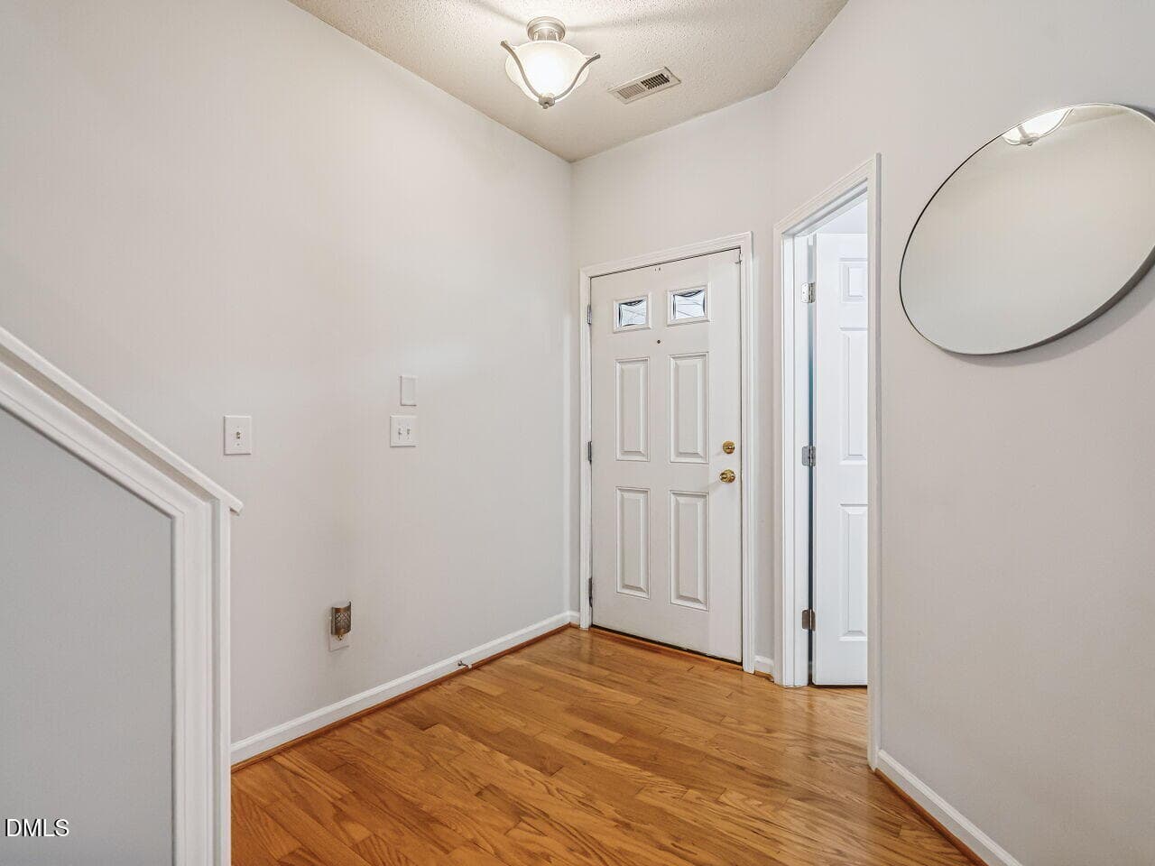 004-1280x960-foyer - 1221 Maroon Drive, Durham, NC 27713, Durham