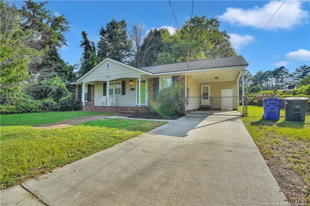 Photo 3 - 5075 Chesapeake Road, Fayetteville, NC 28311, Fayetteville