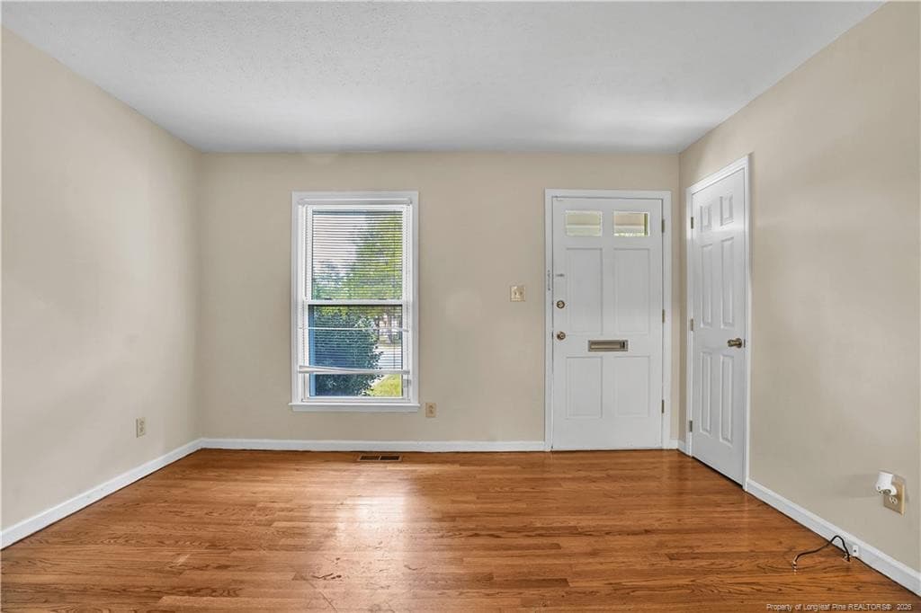 Photo 7 - 5075 Chesapeake Road, Fayetteville, NC 28311, Fayetteville