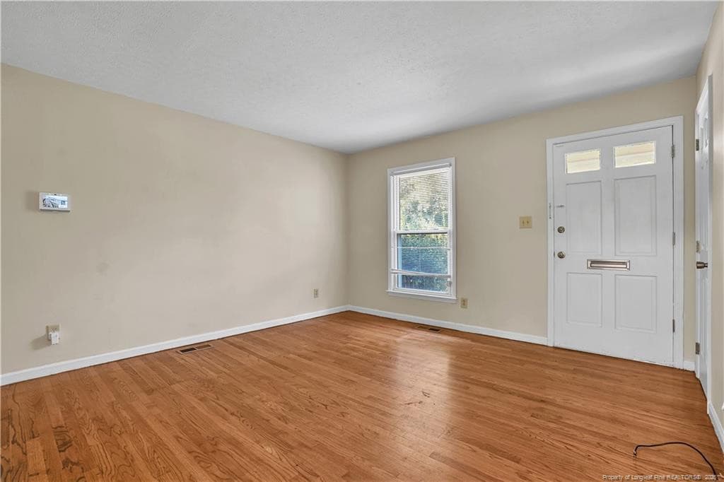 Photo 10 - 5075 Chesapeake Road, Fayetteville, NC 28311, Fayetteville
