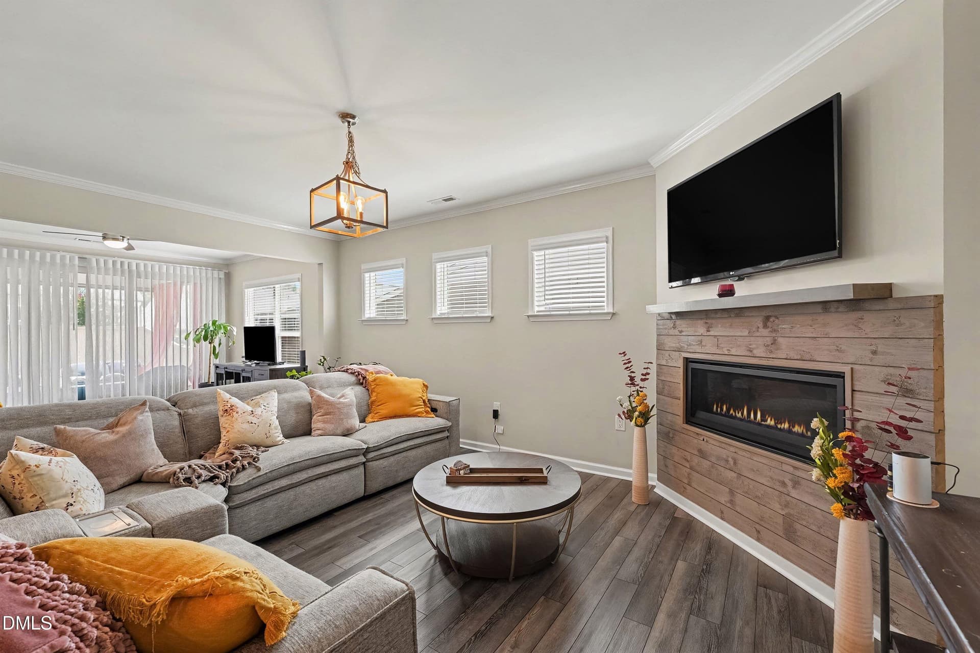 7 Living Room - 2646 Nassau Trace, Fuquay Varina, NC 27526