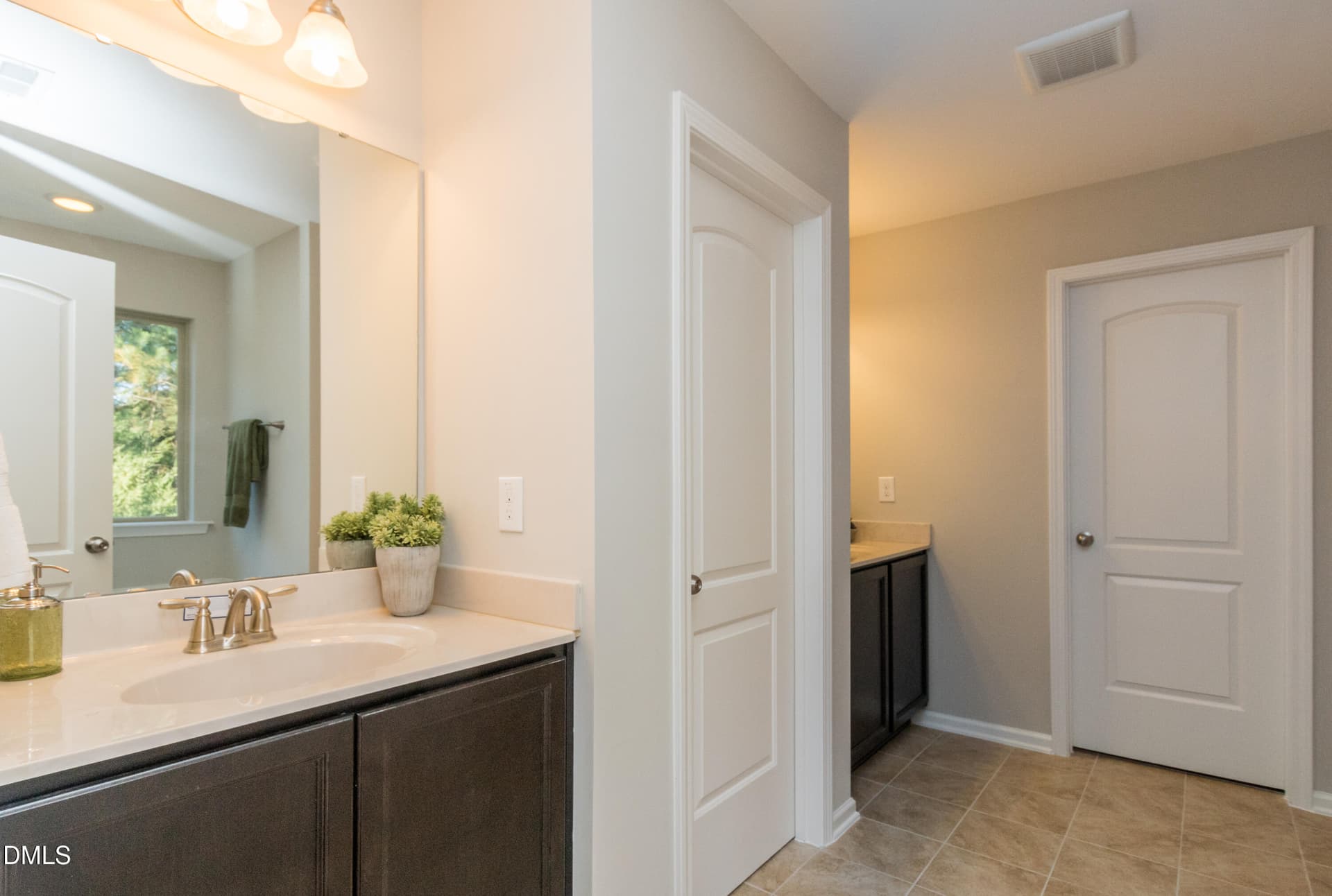018_Master Bathroom - 254 Starlet Rdg Way, Clayton, NC 27520