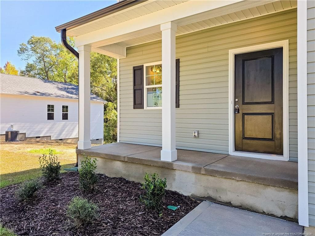 Photo 2 - 367 Appaloosa Drive, Spring Lake, NC 28390