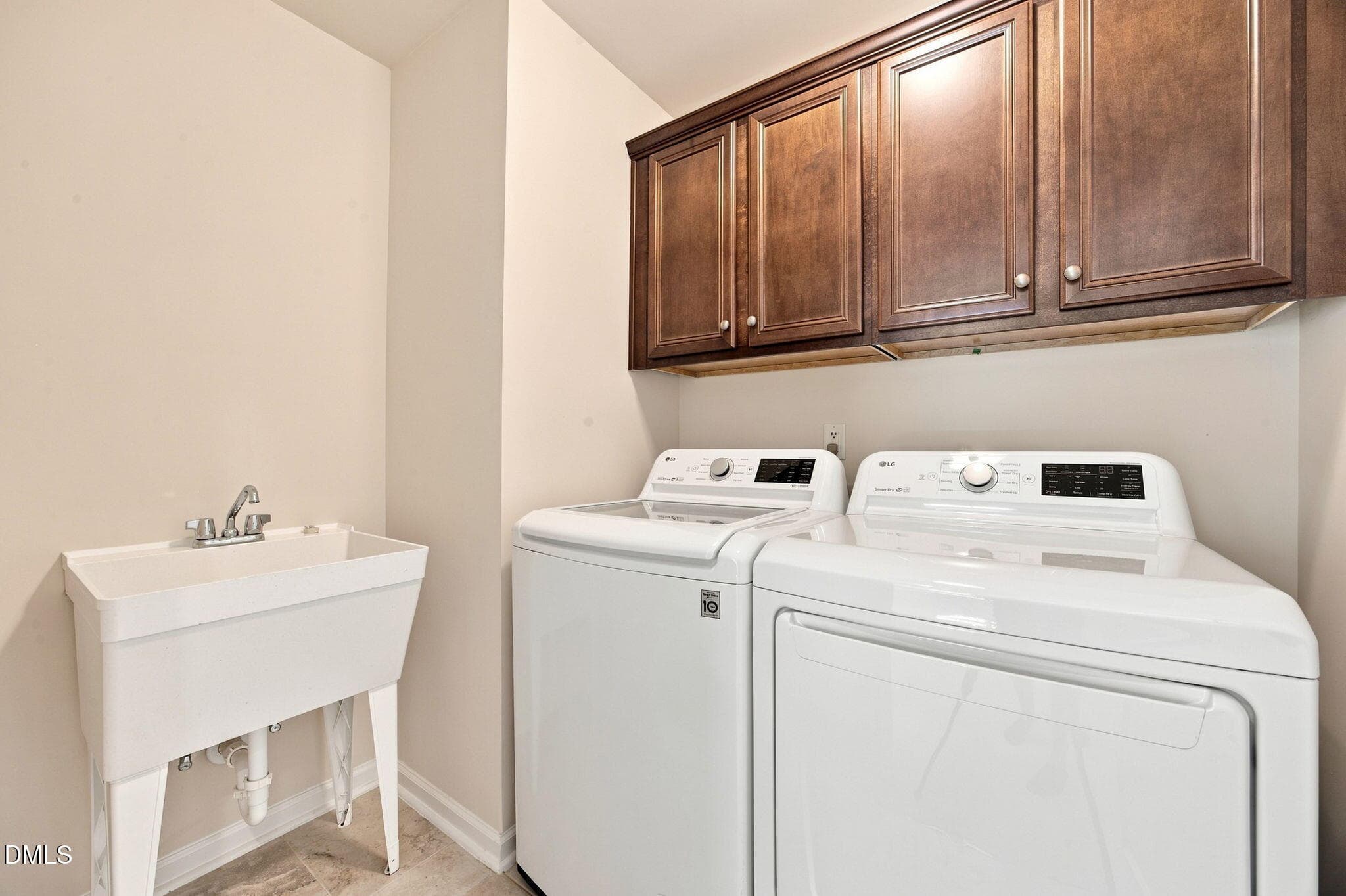 49-web-or-mls-484A_1288 - 1306 Southpoint Trail, Durham, NC 27713, Durham
