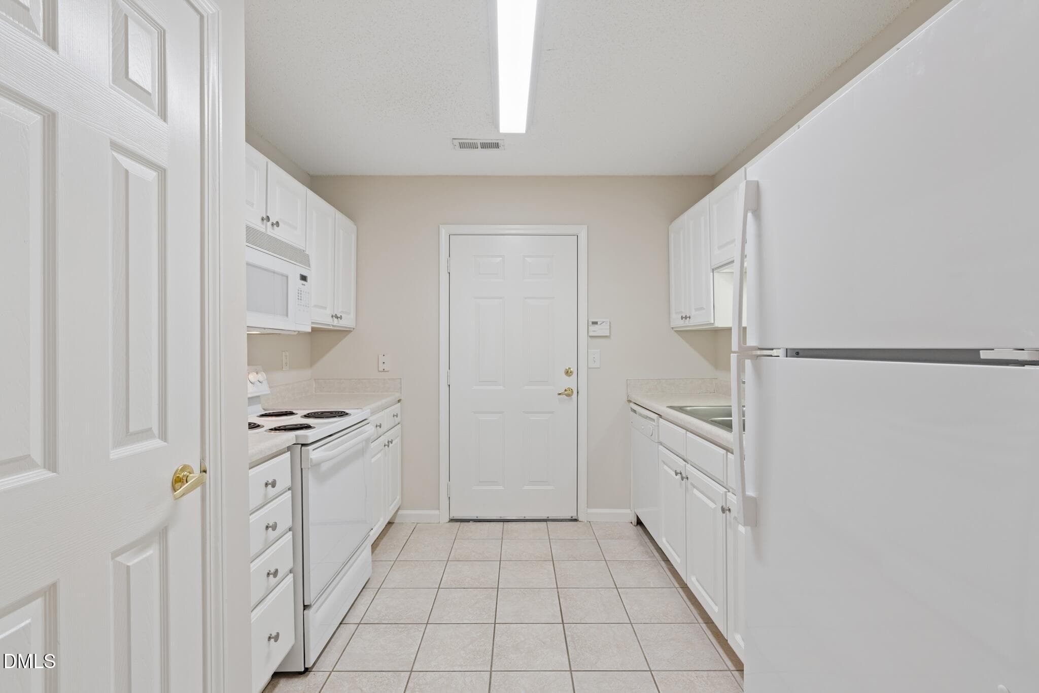 DSC09473 - 2521 Gordon Glen Court 102, Raleigh, NC 27617, Raleigh