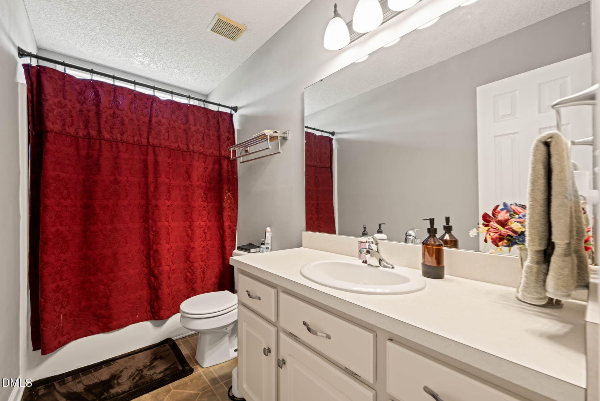 20-web-or-mls-DSC01570 - 105 Marianna Place, Garner, NC 27529