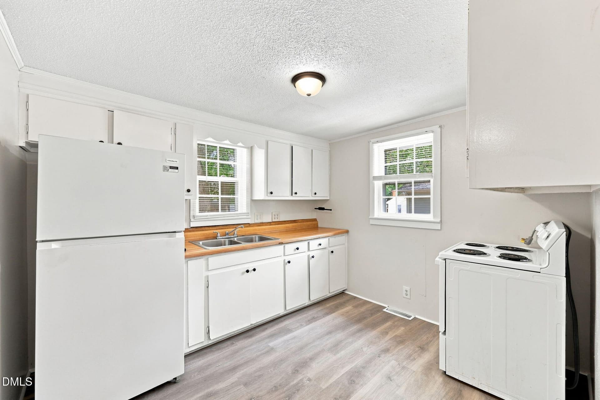 14 19-web-or-mls-IMG_3923 - 803 Tucker Street, Burlington, NC 27215
