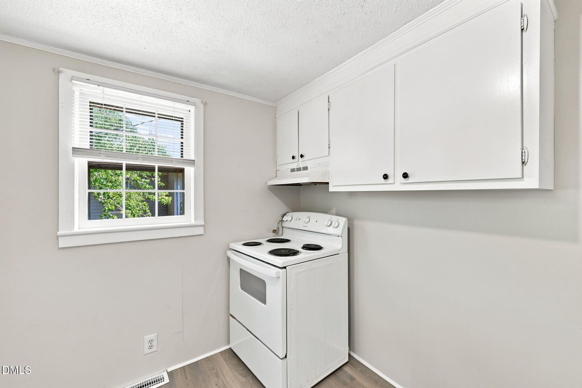 16 21-web-or-mls-IMG_3929 - 803 Tucker Street, Burlington, NC 27215