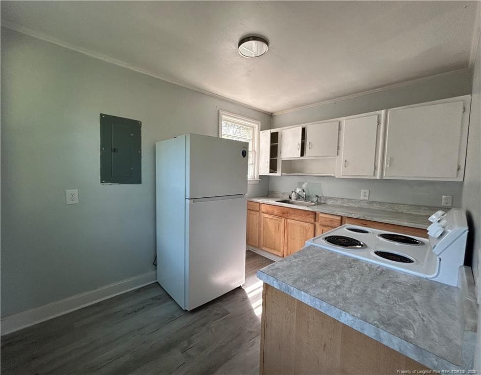 Photo 4 - 604 Forrest Street, Raeford, NC 28376
