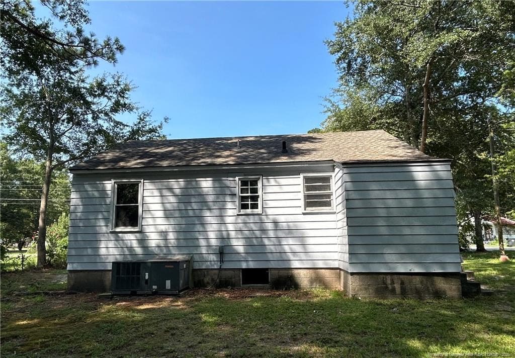 Photo 12 - 604 Forrest Street, Raeford, NC 28376