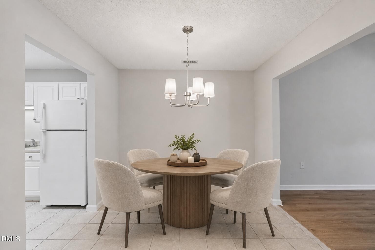 Dining - Enhanced Gordon - 2521 Gordon Glen Court 102, Raleigh, NC 27617, Raleigh
