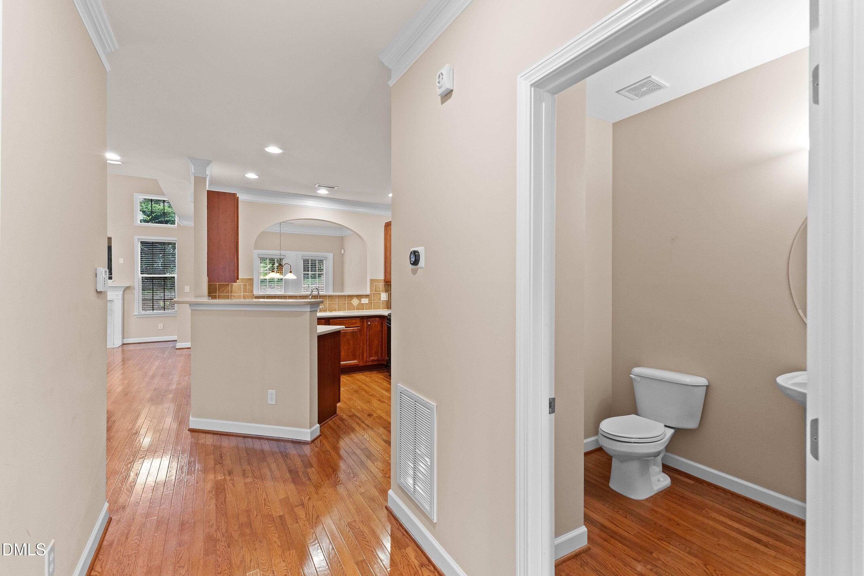 09-6001 Four Towns Ln_7068 - 6001 Four Townes Lane, Raleigh, NC 27616, Raleigh