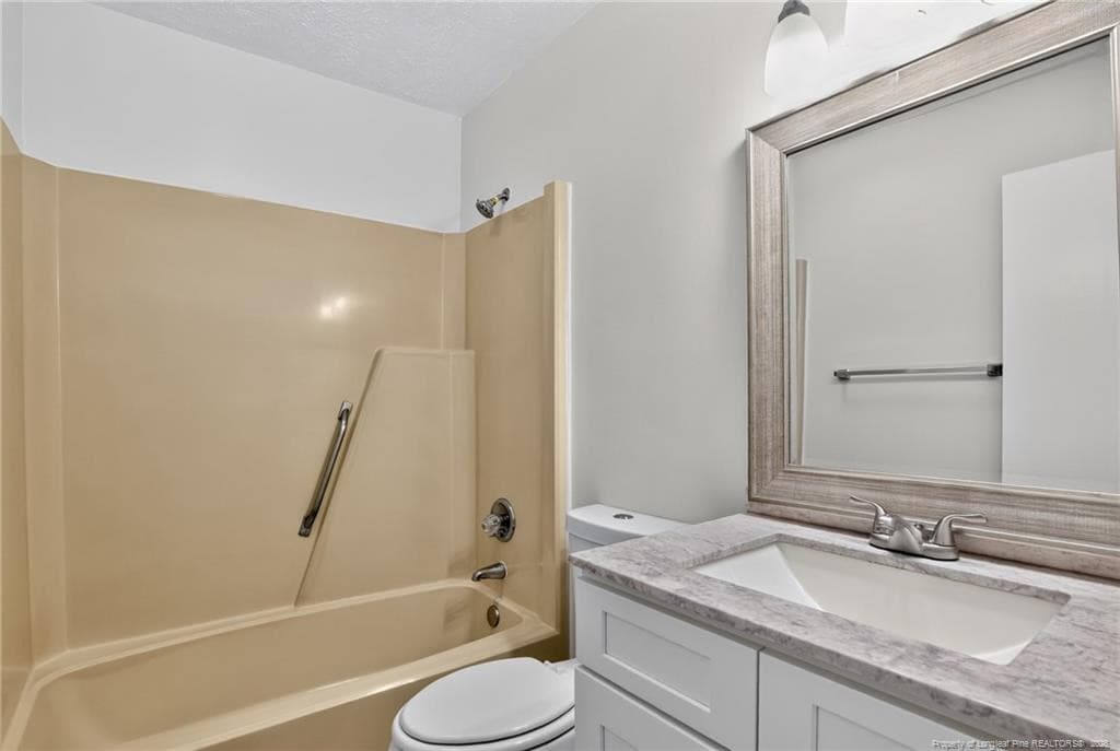 Photo 16 - 7109 Canary Drive, Fayetteville, NC 28314, Fayetteville