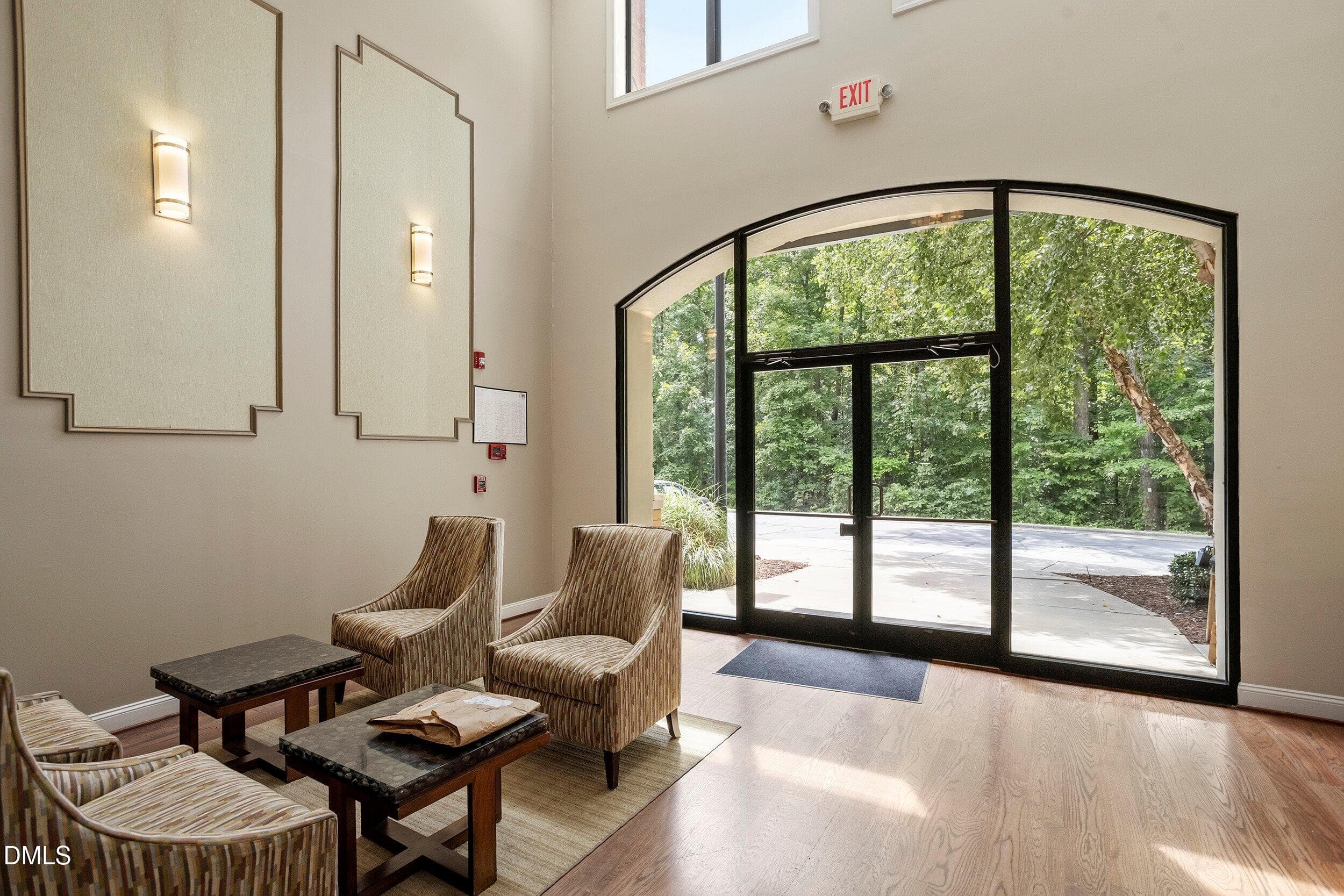 06-2000 Southpoint Landing Way [3309473] - 2000 Southpoint Landing Way 2101, Durham, NC 27707, Durham