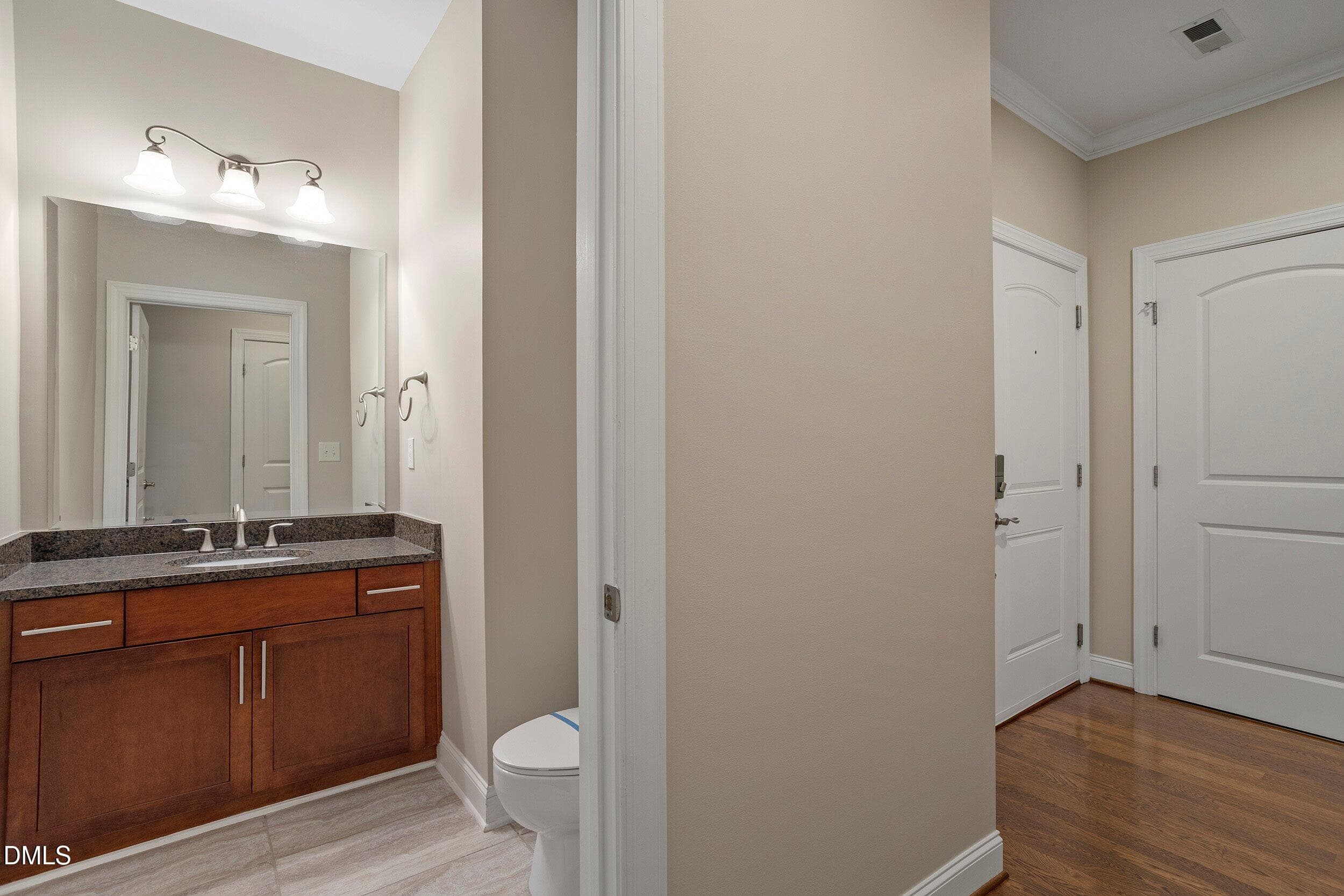 10-2000 Southpoint Landing Way [3309473] - 2000 Southpoint Landing Way 2101, Durham, NC 27707, Durham