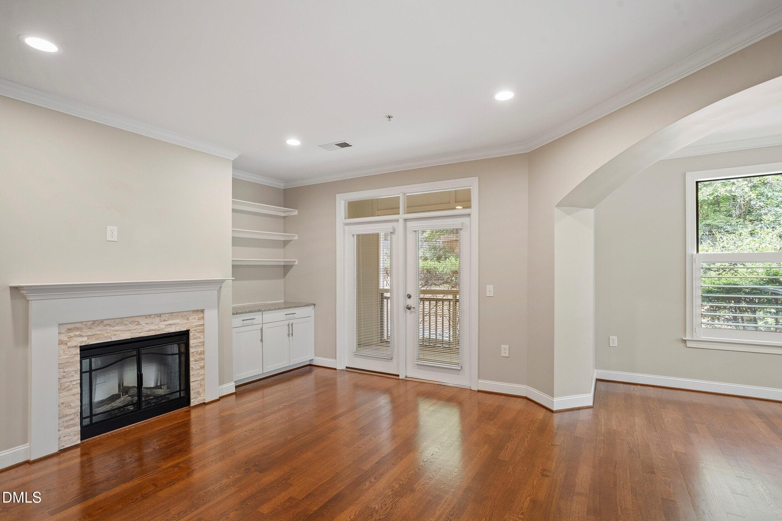 19-2000 Southpoint Landing Way [3309473] - 2000 Southpoint Landing Way 2101, Durham, NC 27707, Durham