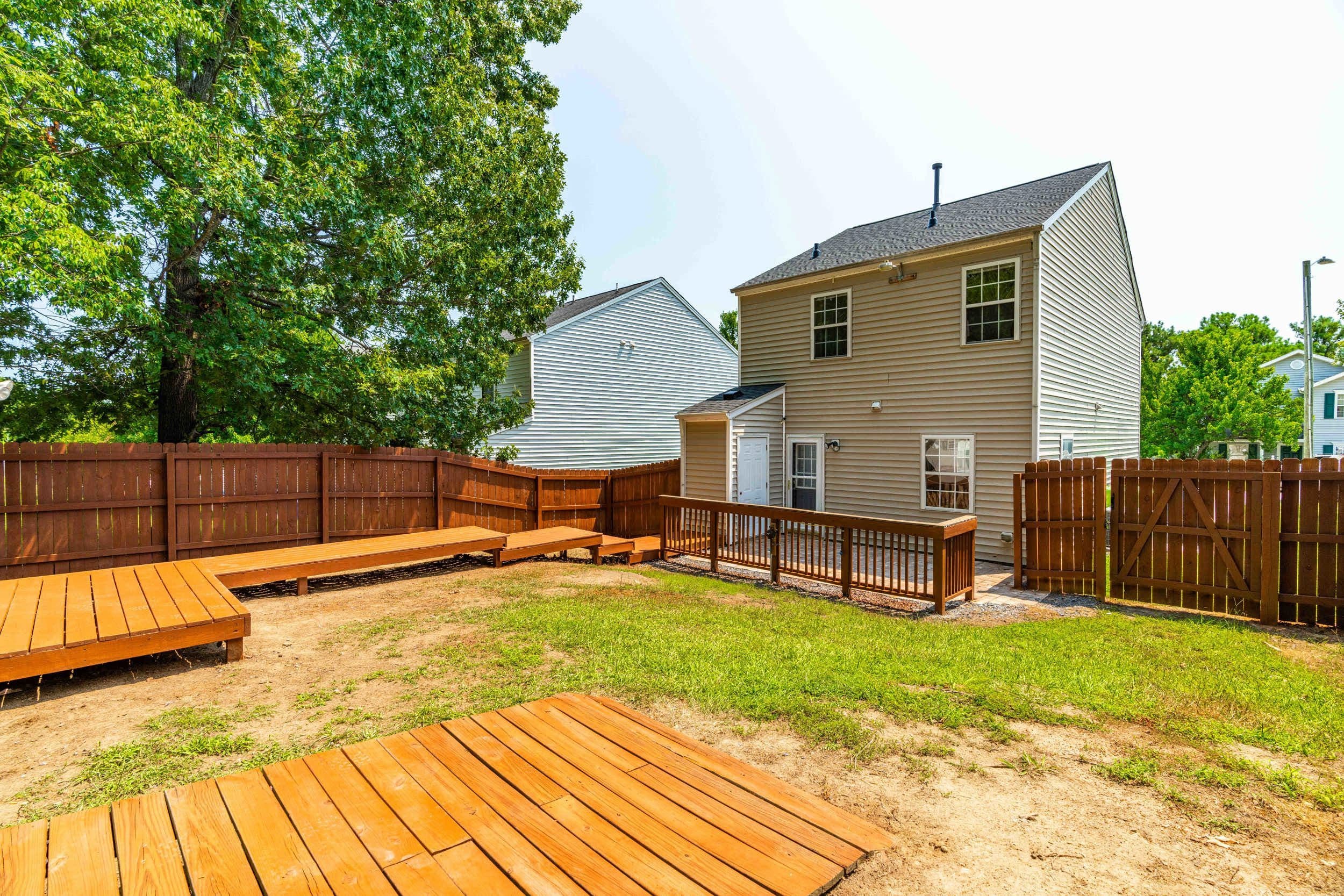 30_rear-exterior.jpg - 4121 Tensity Drive, Raleigh, NC 27604, Raleigh